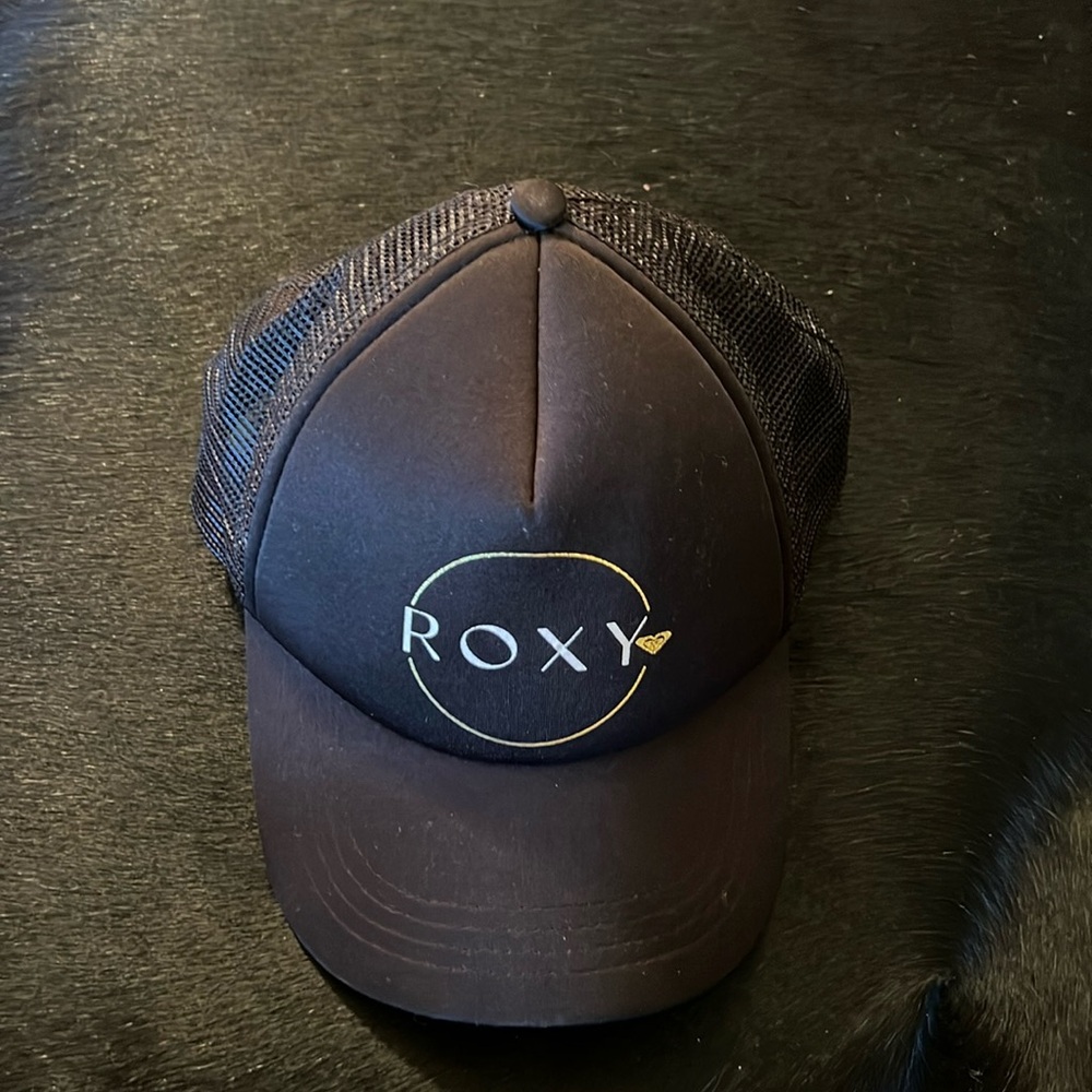 Roxy Beach Cap - image 1